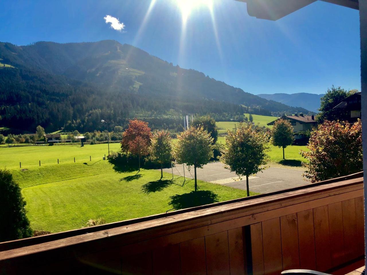 Hotel Hubertus Brixen im Thale Exterior photo